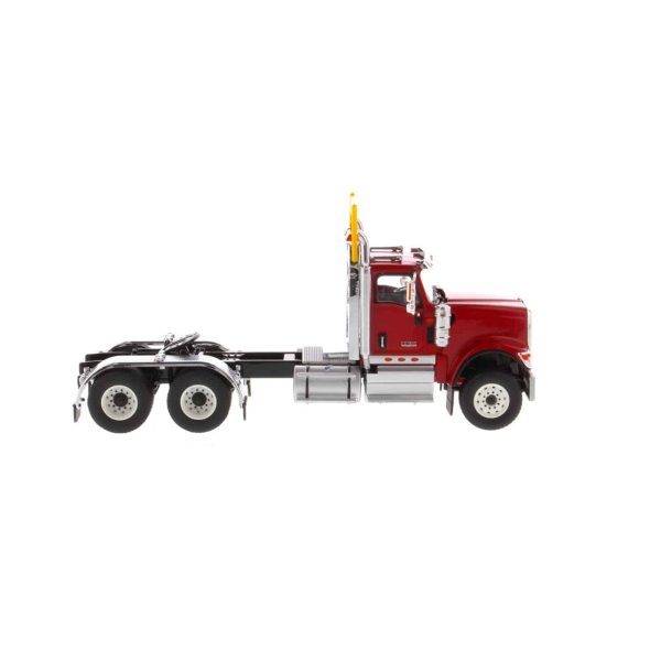 1 50 International HX520 Tractor  Red Fashion