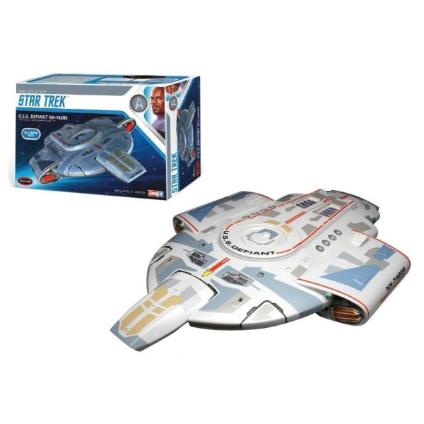 952 1 1000 Star Trek U.S.S. Defiant Plastic Model Kit on Sale